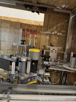 Uhlmann Pac Systeme GmbH and Co. KG L 180 Labeler