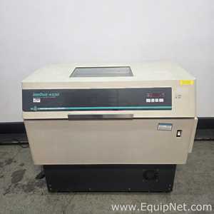 New Brunswick INNOVA 4330 Refrigerated Incubator Shaker