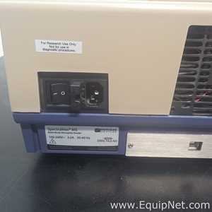 Molecular Devices SpectaMax M5 Plate Reader