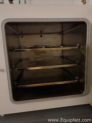 Thermo Scientific VT6130 P Vacuum Oven