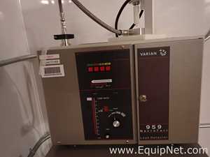 Varian 959 Porta-Test Turbo Leak Detector