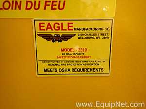 Armário de Armazenamento para Inflamáveis Eagle Manufacturing Co Requisitos de Ar 24 GALS