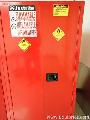 Gabinete de Almacenamiento de Inflamables JustRite Requisitos de aire 96 GALS.  96 Galones