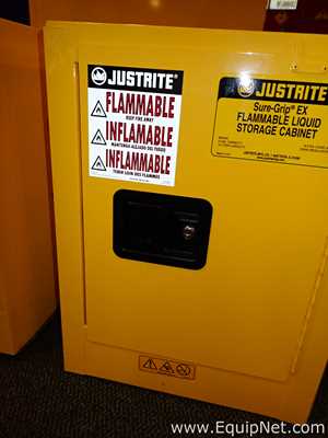Gabinete de Almacenamiento de Inflamables JustRite Requisitos de aire 4 GALS.  4 Galones
