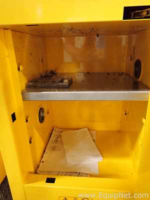 Gabinete de Almacenamiento de Inflamables JustRite Requisitos de aire 4 GALS.  4 Galones