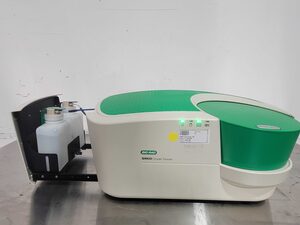 Bio-Rad QX600 Droplet Reader PCR and Thermal Cycler