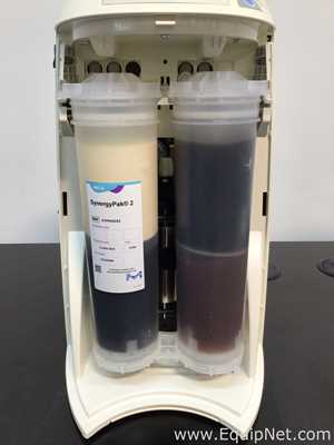 Sistema de Purificação e Destilação de Água Millipore Synergy UV-R