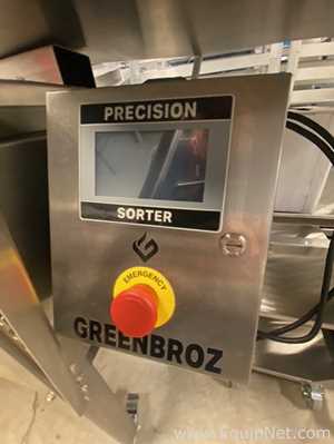 GreenBroz Precision Bud Sorter with Table