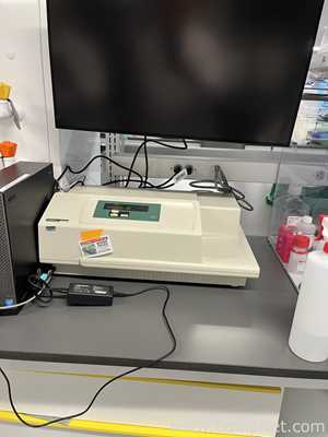 Molecular Devices VERSAmax Tunable Microplate Reader