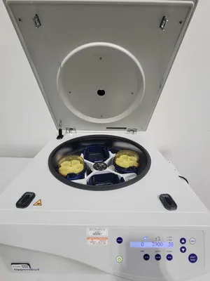 Centrífuga para laboratorio Eppendorf 5810