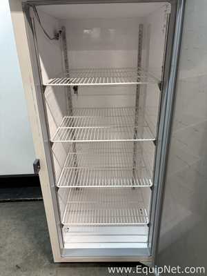 Thermo Scientific UGL2320A21 Freezer