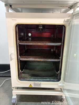 Inkubator Thermo Scientific HeraCell 150i