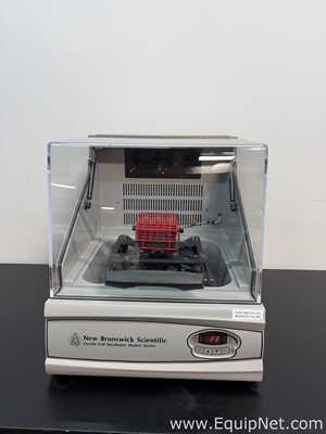 Agitador Eppendorf Excella E24R