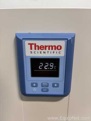 Inkubator Thermo Scientific Heratherm IGS100