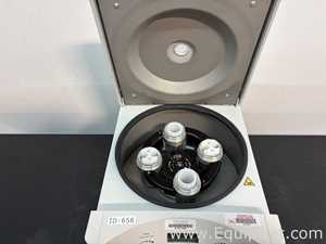 Laborzentrifuge Eppendorf 5702