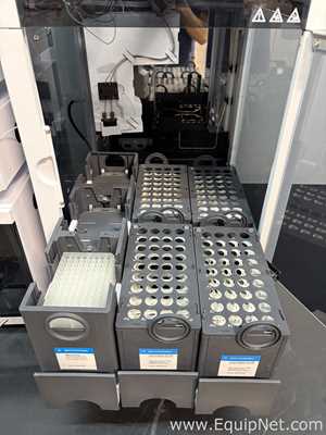 Agilent Technologies 1290 Infinity II HPLC System With 2 Multiple Wavelength Detectors