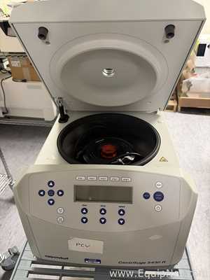 Centrífuga para Laboratórios Eppendorf 5430 R