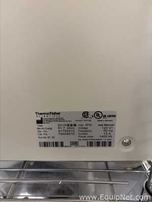 Centrífuga para Laboratórios Thermo Scientific Sorval ST 40