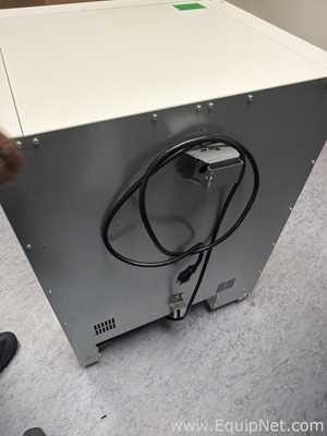 Estufa para Laboratórios Fisher Scientific 51030520 Incubator