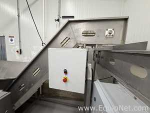 Flighted Incline Conveyor with Hopper