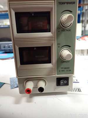 Fonte de Energia  Tekpower TP1803D