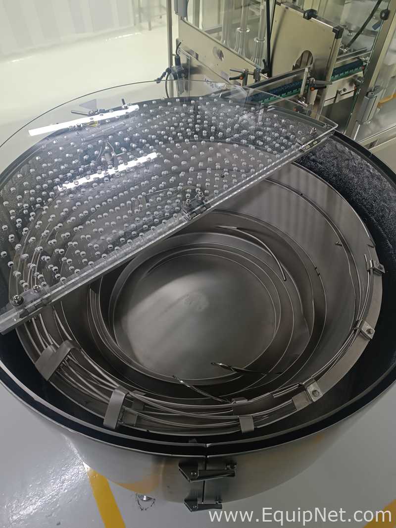 Sistema De Llenado Y Tapado De Líquidos Totalmente automático Omas G 250