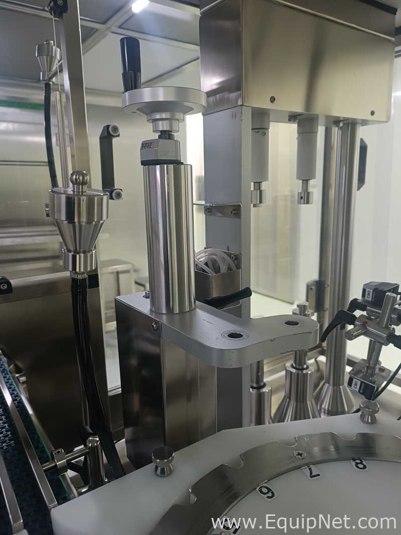 Sistema De Llenado Y Tapado De Líquidos Totalmente automático Omas G 250