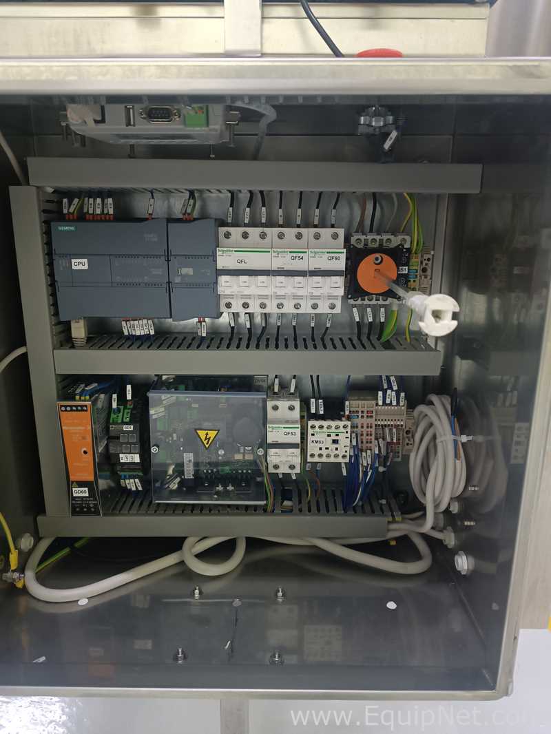 Sistema De Llenado Y Tapado De Líquidos Totalmente automático Omas G 250
