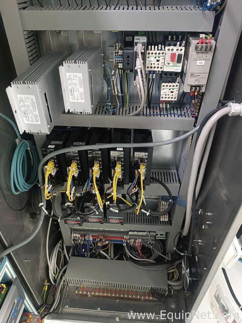 Sistema De Llenado Y Tapado De Líquidos Totalmente automático Omas G 250