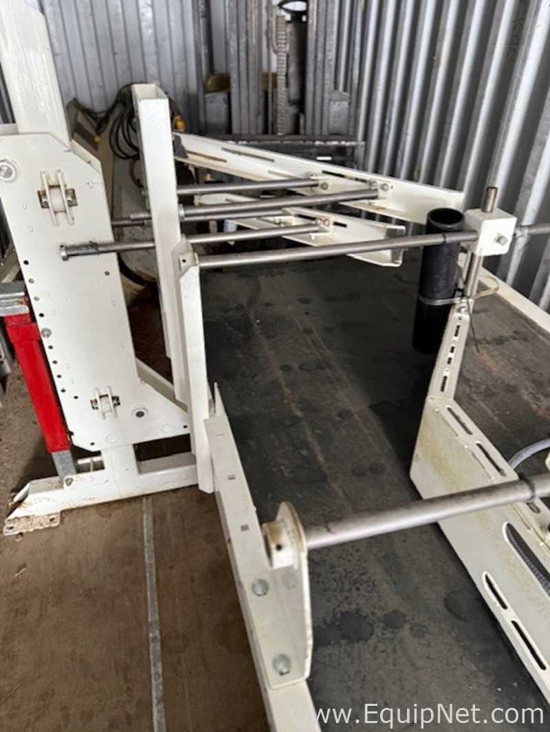 4600 J Aero Seal Bag Sealer for Pinch Bottom Bags with Conveyors