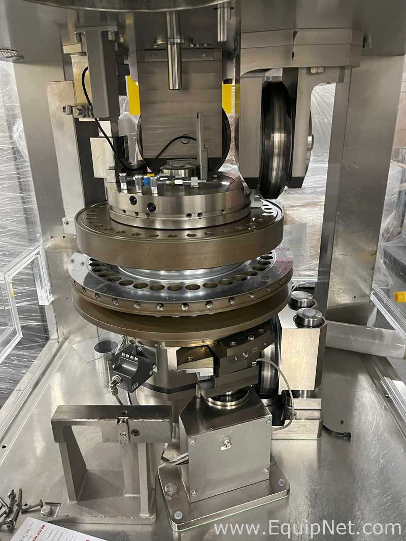 Fette 2200 Tablet Press 36 Station with B Tooling