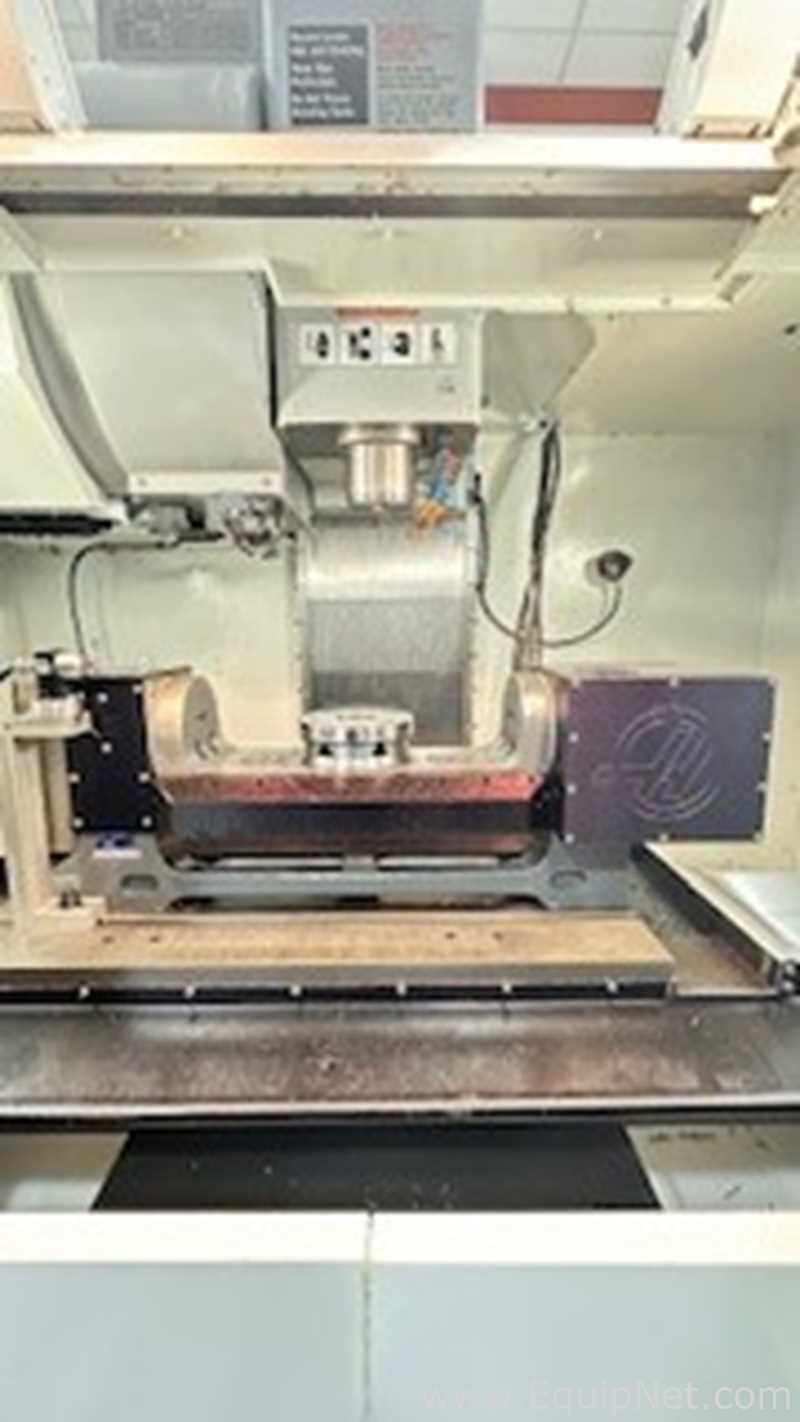 Máquina de Fresagem Hass Manufacturing VF-2DYT