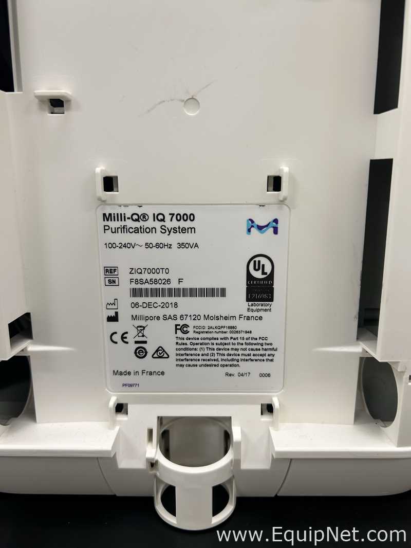 Lote de 2 Sistema de Purificación y Destilación de Agua Millipore IQ 7000