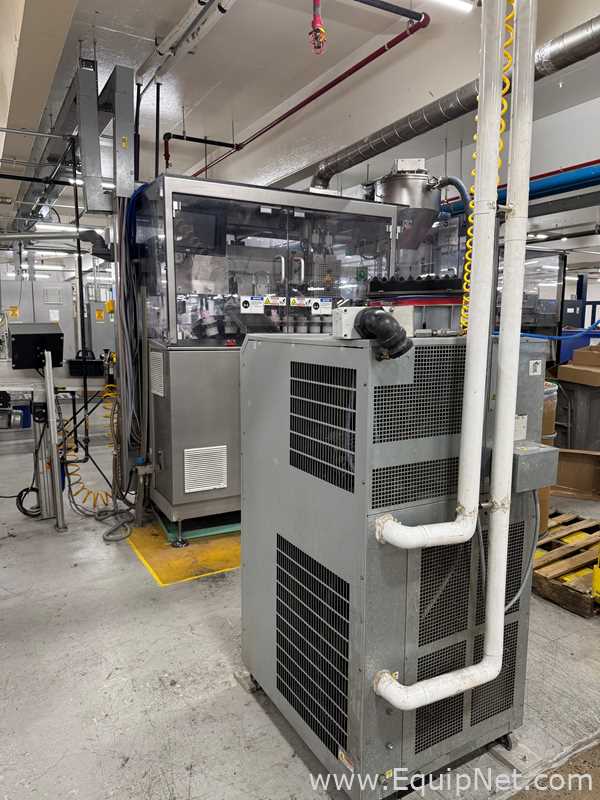 Linha de Envase de Bisnagas Oystar Iwk TSS 80-2