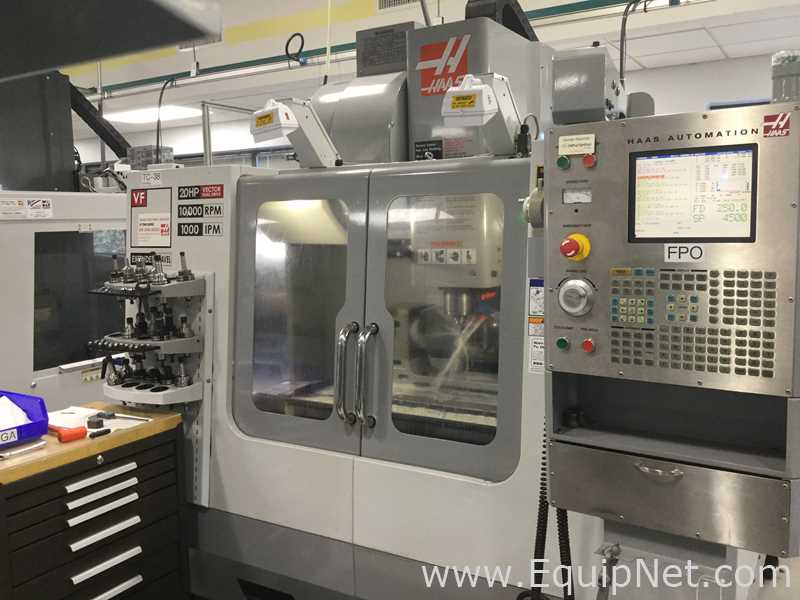 Máquina de Fresagem Hass Manufacturing VF-2DYT