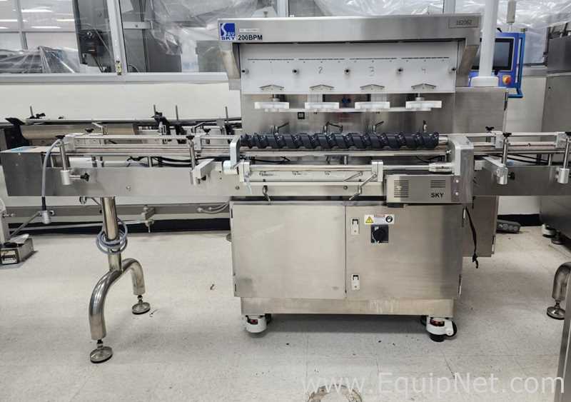 One Sky Softgel SMC 527SQ In working conditions and One Sky Softgel SMC 527SQ for Spare Parts