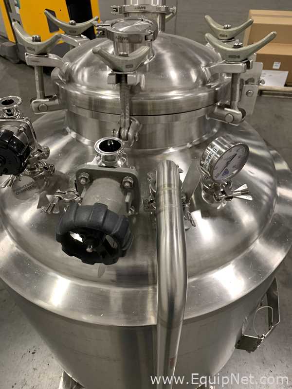 Precision Stainless 300 Liter Insulated Mobile Mixing Tank - V-3122B
