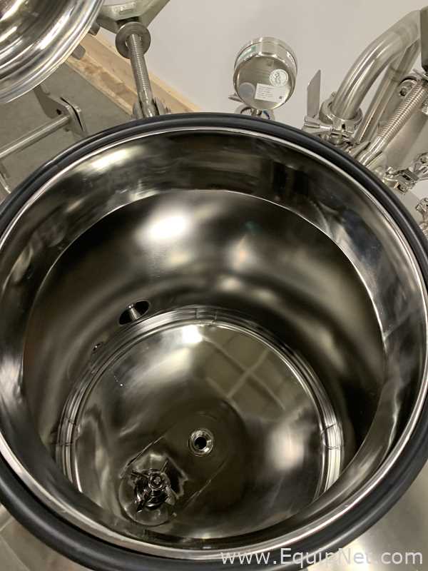 Precision Stainless 300 Liter Insulated Mobile Mixing Tank - V-3122B