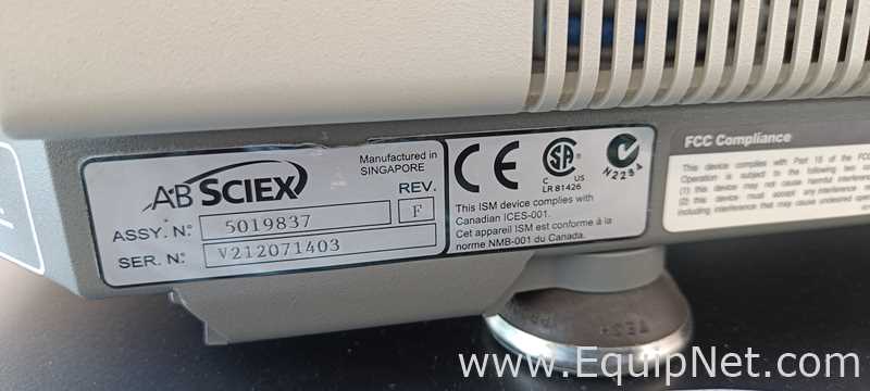 AB Sciex API 4000 LC-MS|MS Mass Spectrometer With Peak Nitrogen Generator And Vacuum Pump