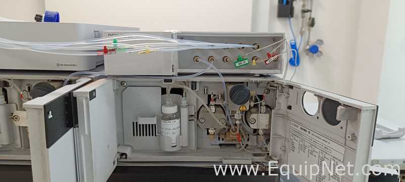 Shimadzu HPLC With SIL-30ACMP Nexera X2 Autosampler Column Oven -  Degasser And Liquid Chromatograph