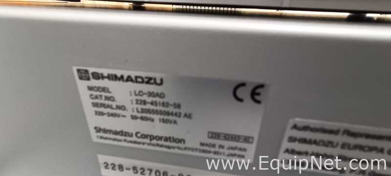 Shimadzu HPLC With SIL-30ACMP Nexera X2 Autosampler Column Oven -  Degasser And Liquid Chromatograph