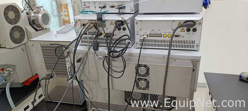 Shimadzu HPLC With SIL-30ACMP Nexera X2 Autosampler Column Oven -  Degasser And Liquid Chromatograph