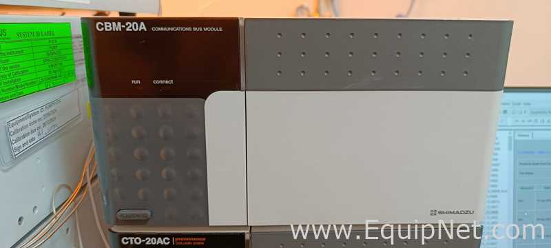 HPLC Shimadzu SIL-30ACMP