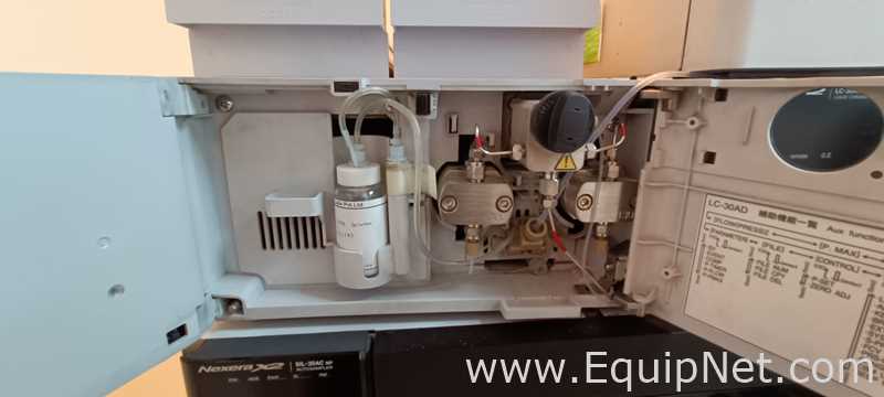 HPLC Shimadzu SIL-30ACMP