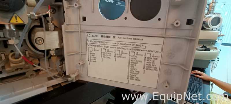 HPLC Shimadzu SIL-30ACMP