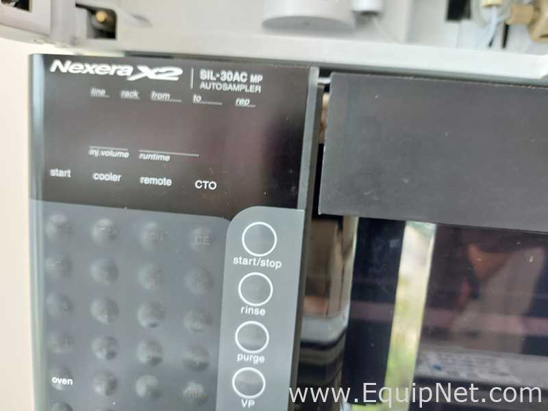 HPLC Shimadzu SIL-30ACMP