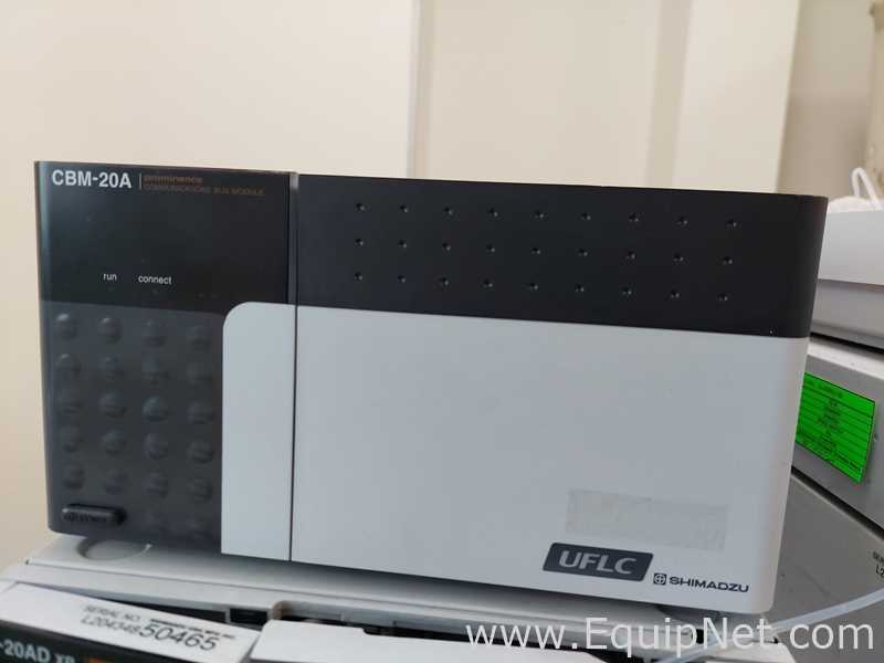 HPLC Shimadzu SIL-30ACMP
