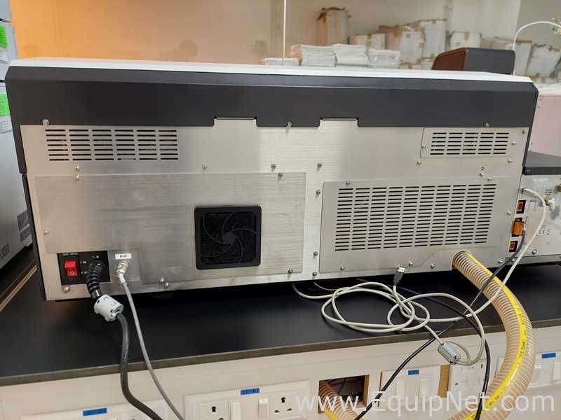 Espectrómetro de Masa Shimadzu LCMS-8060