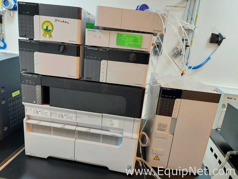 HPLC Shimadzu SIL-30ACMP