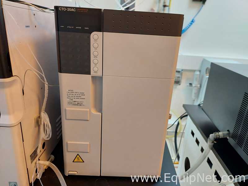 HPLC Shimadzu SIL-30ACMP